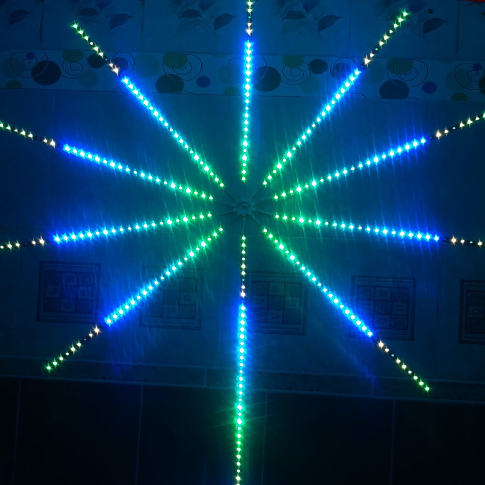 Ilotulitus LED-valo