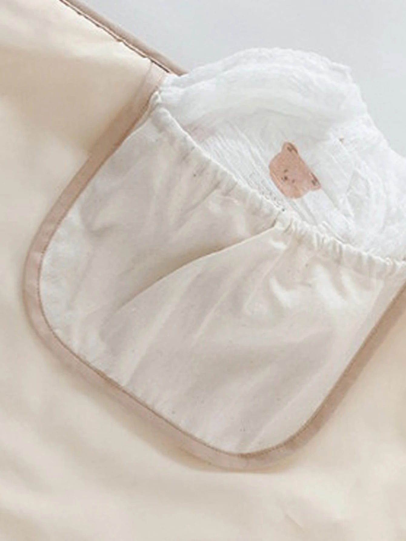 Infant kokoontaitettava vaipanvaihtolaite