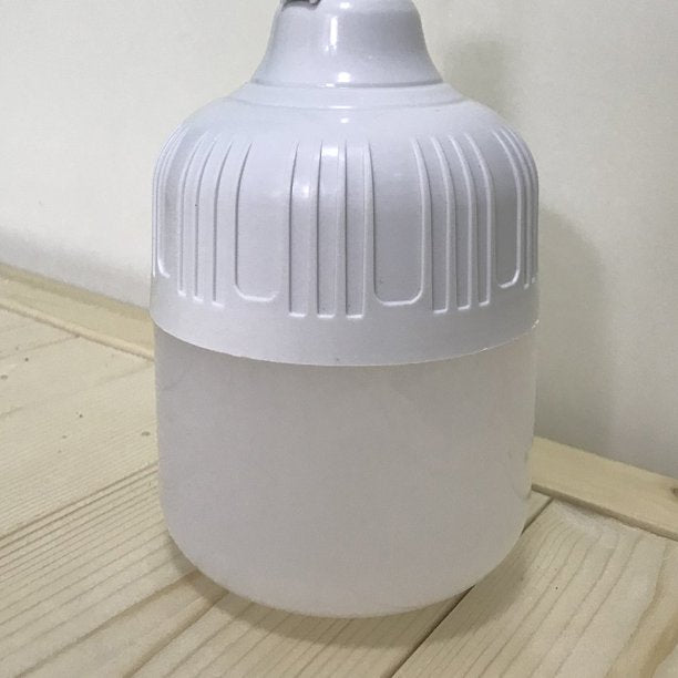 Ladattava LED-lamppu