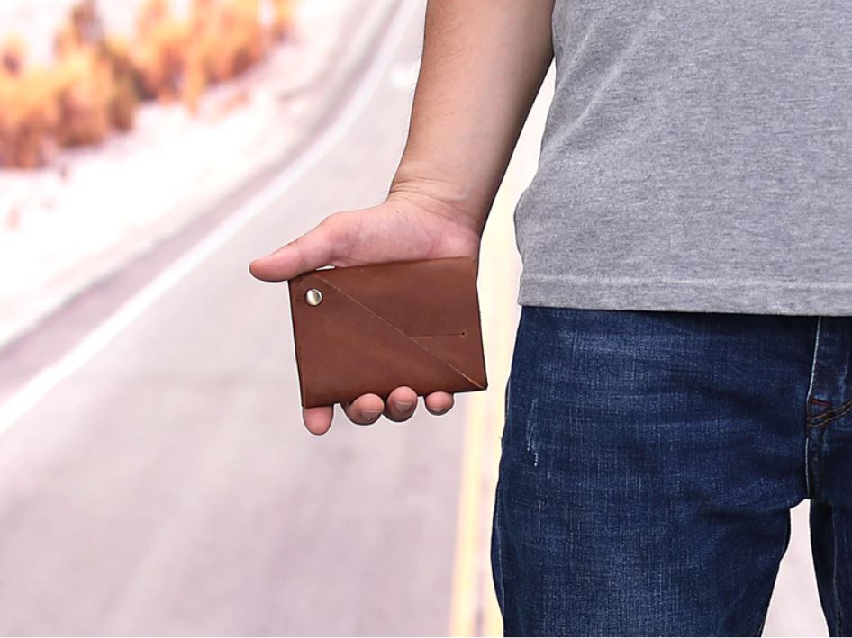 Minimalistinen Ohut Nahkainen Korttilompakko