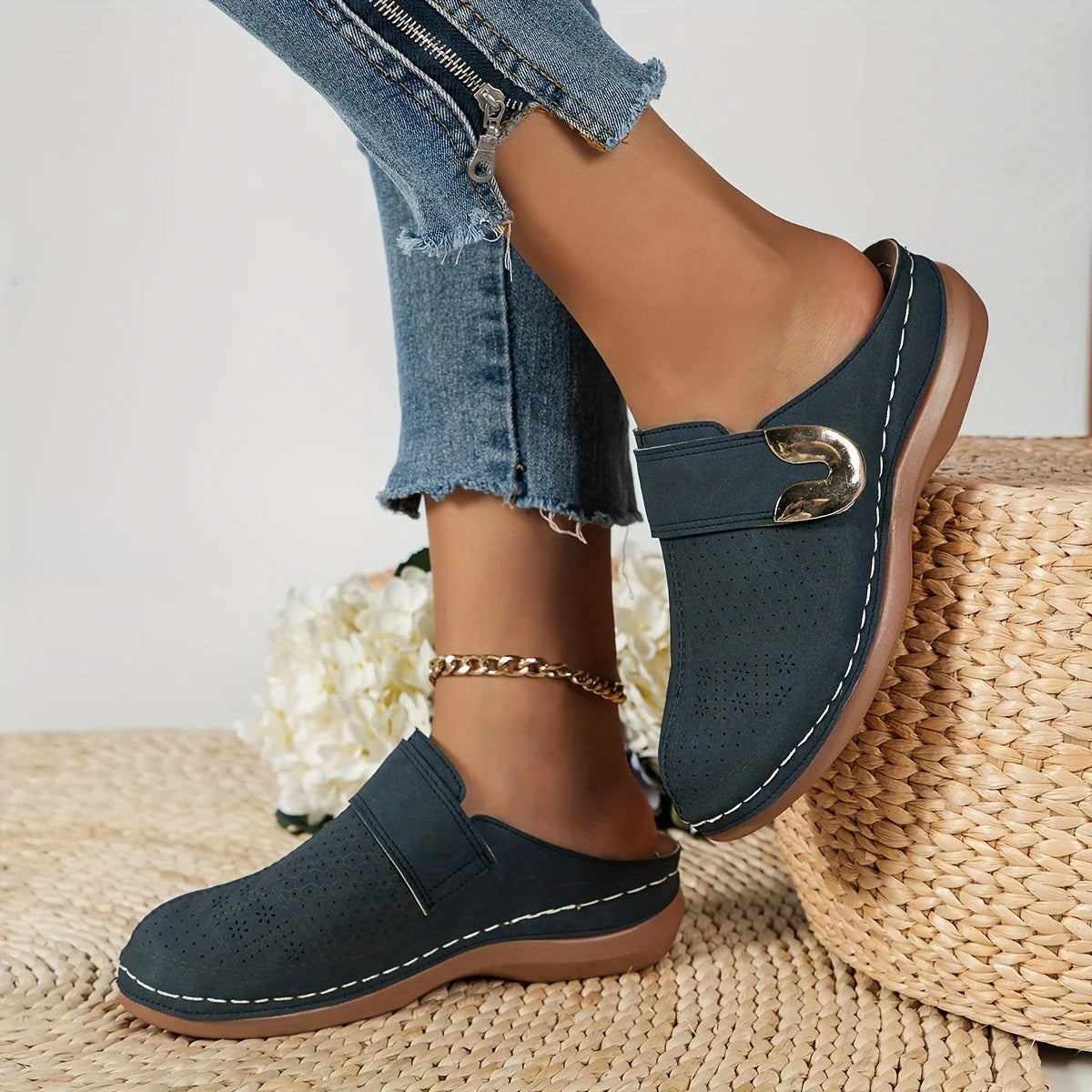 Naisten Slip-On Wedge Platform Sandaalit