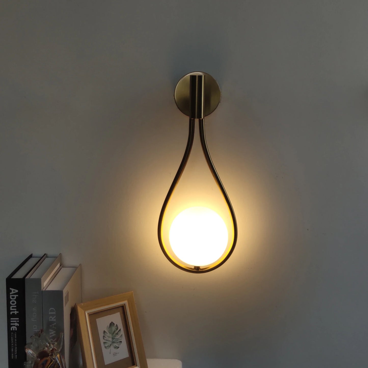 Nordic Creative Metallinen seinävalaisin