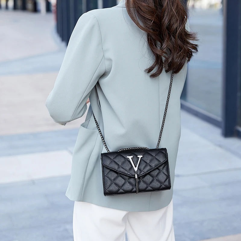 Ylellinen tikattu Crossbody Tupsu käsilaukku
