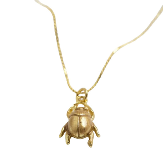 Beetle amuletti kaulakoru