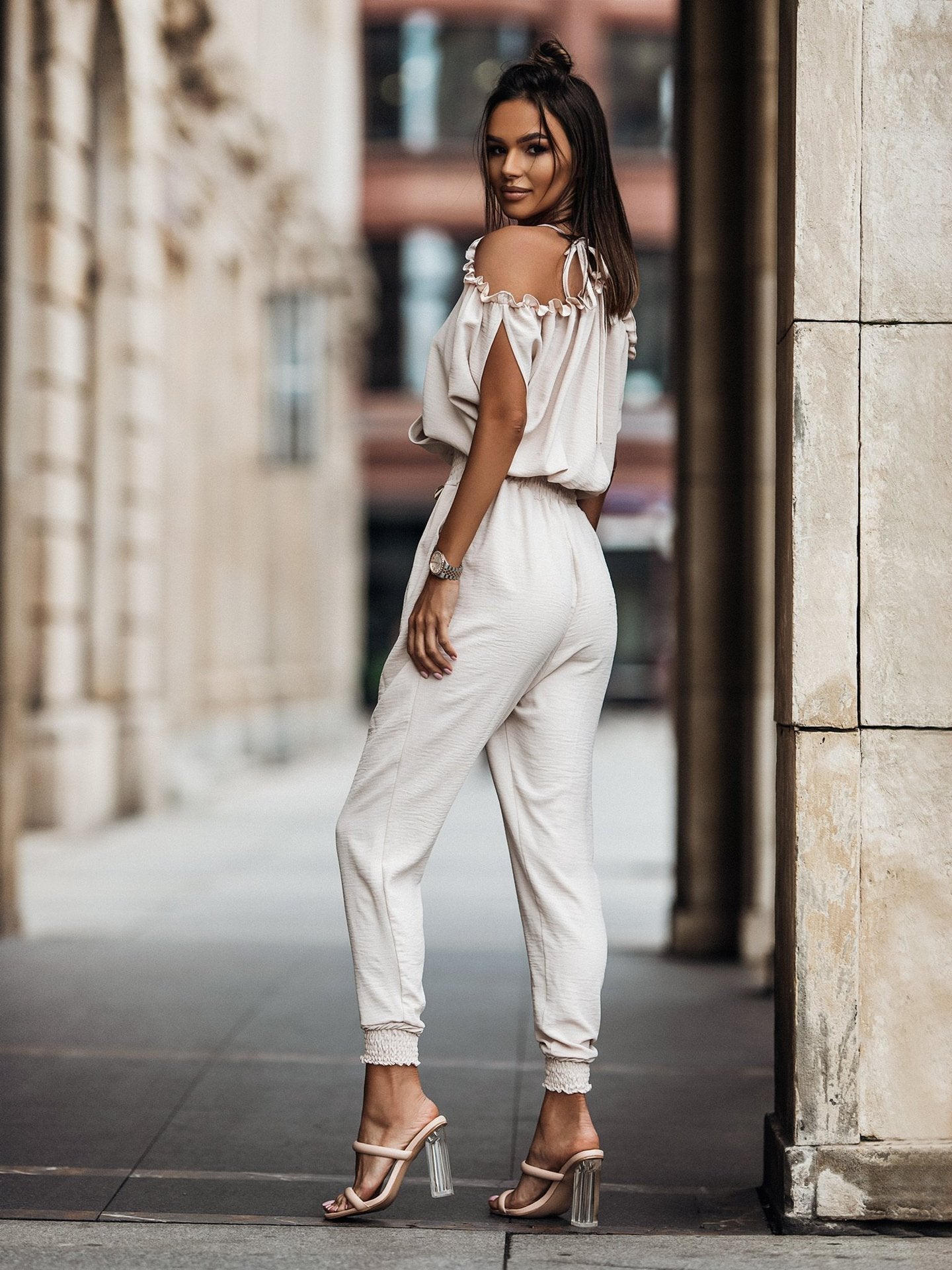 Naisille Jumpsuit Avoimilla Hartioilla V-kaula-aukko Polyesteri