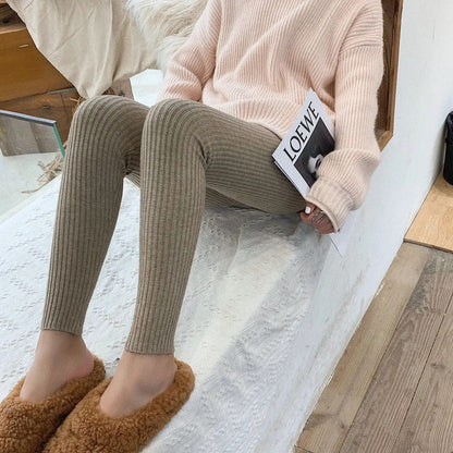 Naisten korkeavyötäröiset neulotut ribbed leggingsit