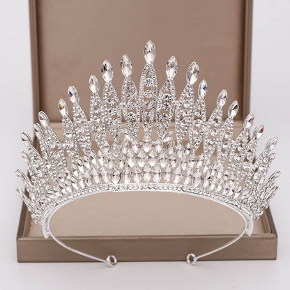 Strassi kristalli tiara